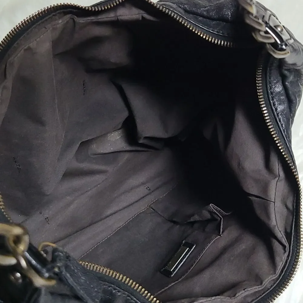 💯 Authentic Fendi Hobo Handbag 🍀 - Picture 10 of 17